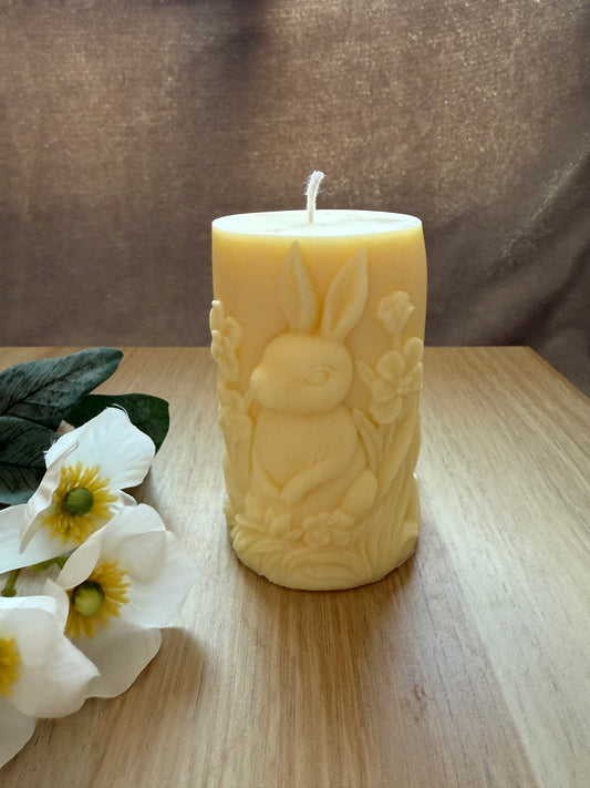 Zylinderkerze mit Hase