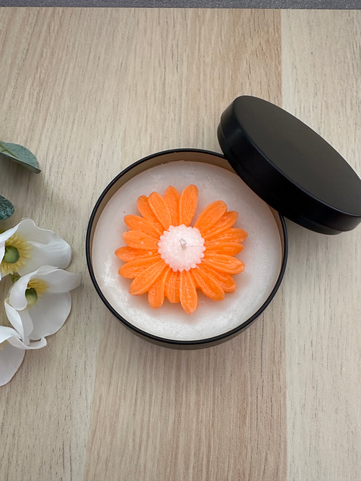 Flower Power container with lid