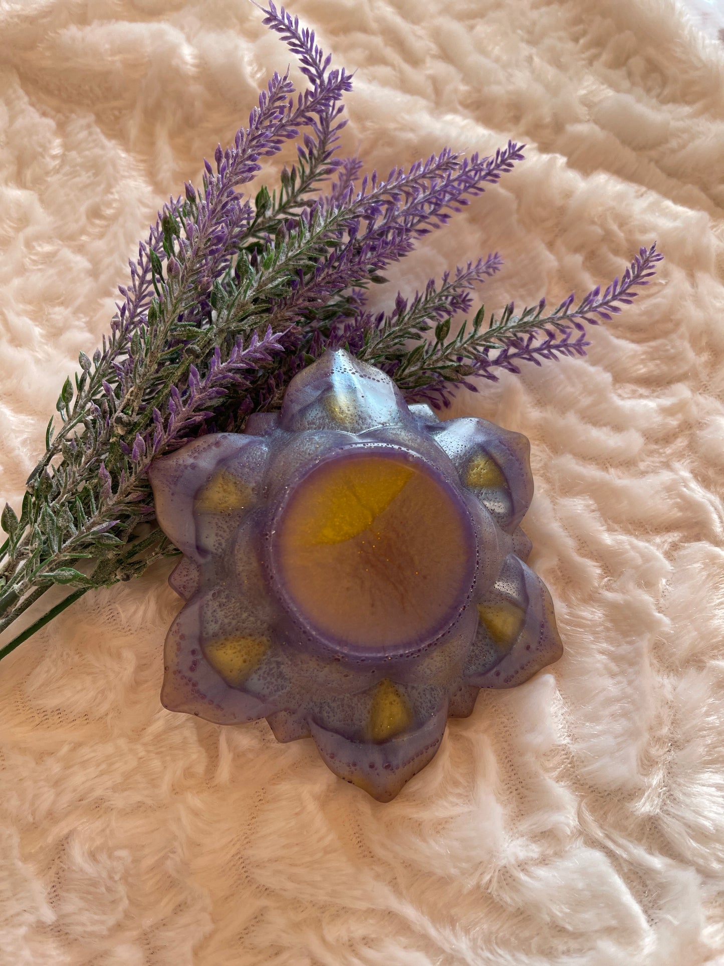 Teelicht- & Kerzenhalter Lotusblüte