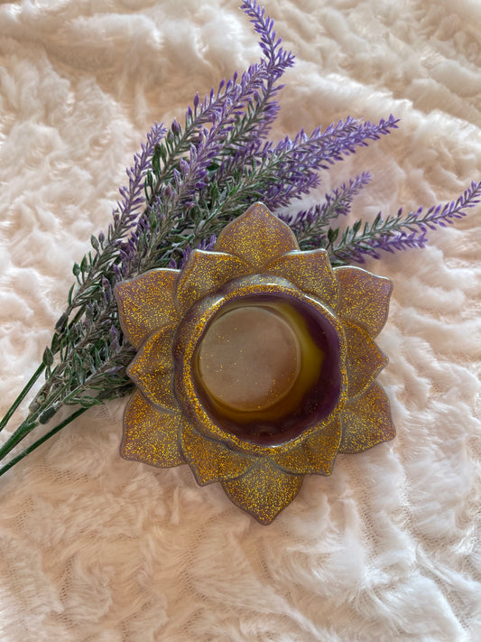 Teelicht- & Kerzenhalter Lotusblüte